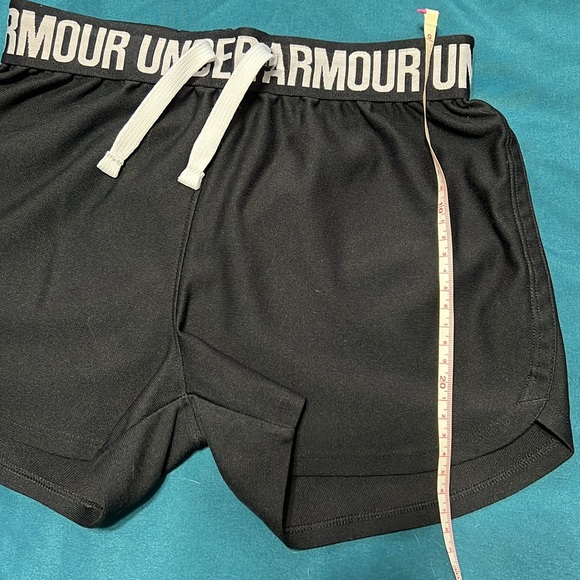 Under Armour shorts - Picture 6 of 7